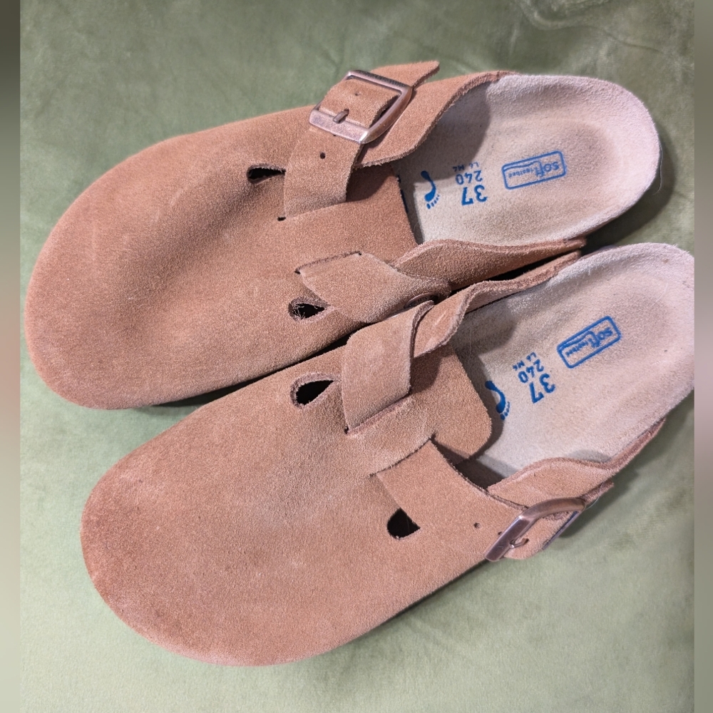 Birkenstock Tan Suede Sandals with Buckle